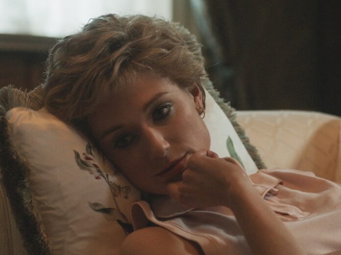 Elizabeth Debicki als Prinzessin Diana im ersten offiziellen Netflix-Bild.