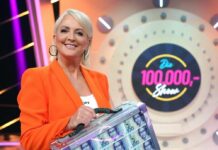 Ulla Kock am Brink moderiert erneut die "100.000 Mark Show".