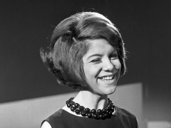 Country-Sängerin Jody Miller während eines TV-Auftritts in den 60er-Jahren.