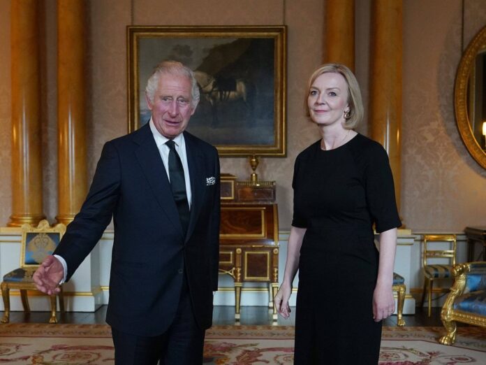 Beide frisch im Amt: König Charles III. mit der britischen Premierministerin Liz Truss.