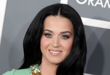 Katy Perry wie wir sie kennen: geschminkt auf dem roten Teppich
