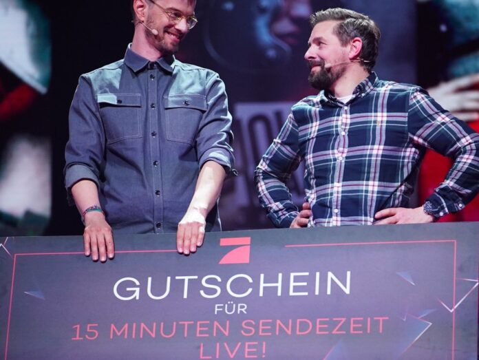 Joko Winterscheidt (l.) und Klaas Heufer-Umlauf hatten 15 Minuten Sendezeit gewonnen.