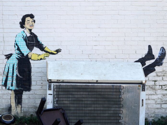 In der englischen Stadt Margate ist ein neues Kunstwerk von Banksy aufgetaucht.