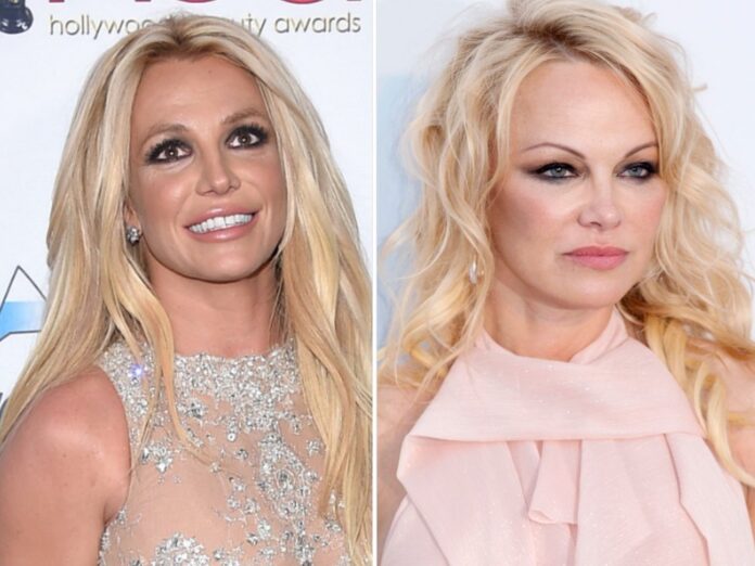 Britney Spears (li.) outet sich als Fan von Pamela Anderson.