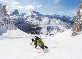 Das Skigebiet Cortina d'Ampezzo lockt mit Schneesicherheit und großartigen Ausblicken.