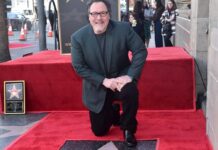 Jon Favreau ist auf dem berühmten Hollywood Walk of Fame mit einem Stern geehrt worden.