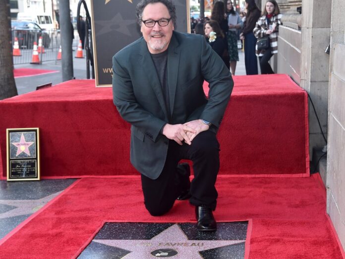 Jon Favreau ist auf dem berühmten Hollywood Walk of Fame mit einem Stern geehrt worden.