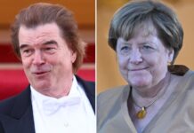 Angela Merkel und Campino wurden bei ihrem Eintreffen auf der Treppe vor dem Berliner Schloss Bellevue abgelichtet.