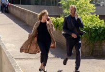 "Tatort: Nichts als die Wahrheit": Susanne Bonard (Corinna Harfouch) und Robert Karow (Mark Waschke) ziehen an einem Strang.