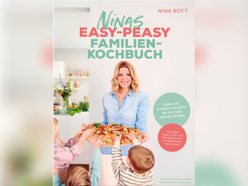 Schauspielerin und Moderatorin Nina Bott teilt in ihrem "Easy-Peasy-Familienkochbuch" ihre besten Tipps und Tricks.