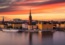 Stockholm: Im Venedig des Nordens ist es nie weit zum Wasser.