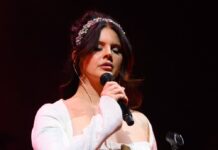 Lana Del Rey während ihres Auftritts auf dem Glastonbury Festival 2023.
