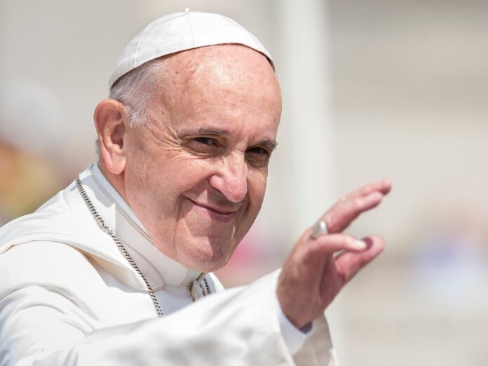 Papst Franziskus musste sich am heutigen Tag einer OP unterziehen.