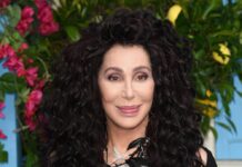 Cher verkauft nun ihr eigenes Eis - "Cherlato"!