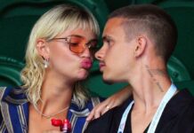 Mia Regan und Romeo Beckham tauschten in Wimbledon Küsse aus.