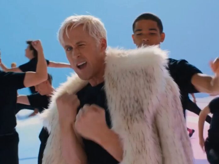 Der jetzt schon ikonische Mantel von Ken (Ryan Gosling).