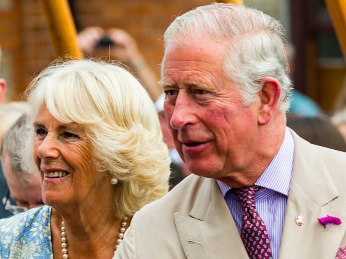 Charles und Camilla werden Frankreich mit einem Besuch beehren.