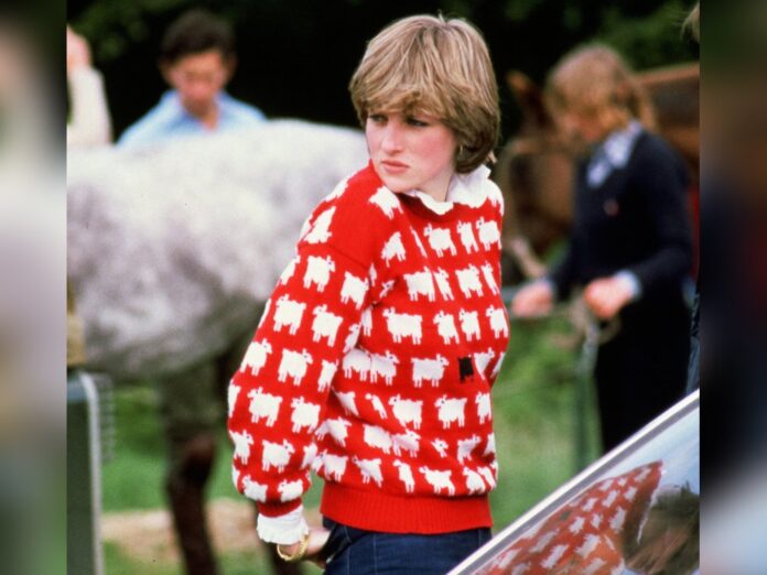 Prinzessin Diana in ihrem berühmten Schafpullover.
