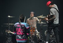 Travis Barker auf Tour mit Blink-182