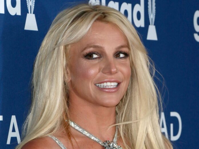 Gibt es bald neue Musik von Britney Spears? Die Sängerin kündigte auf ihrer Instagram-Seite einen neuen Song an.