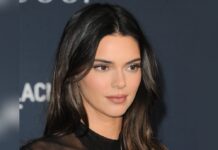 "Quiet Luxury" ist im Herbst 2023 Trend: Kendall Jenner trägt ihr Haar perfekt frisiert.