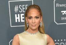 Jennifer Lopez feierte kurz nach ihrem 54. Geburtstag ausgelassen in Italien. Ihr Ehemann war aber anscheinend nicht dabei.
