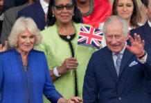 Königin Camilla und König Charles während der Krönungskonzertes auf Schloss Windsor.