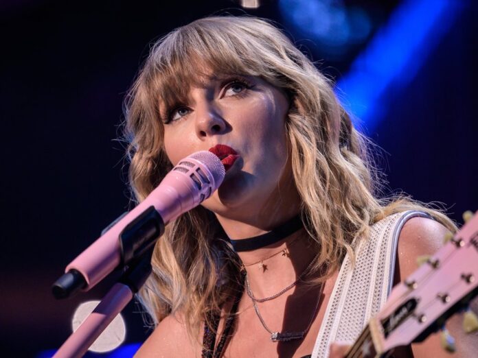 Taylor Swift bringt ihre sechste Konzerttour ins Kino. Der Film soll fast drei Stunden dauern.