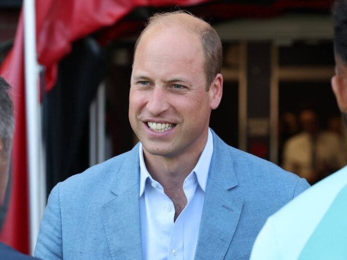 In einem neuen Ranking haben Prinz William und seine Glatze gut abgeschnitten.