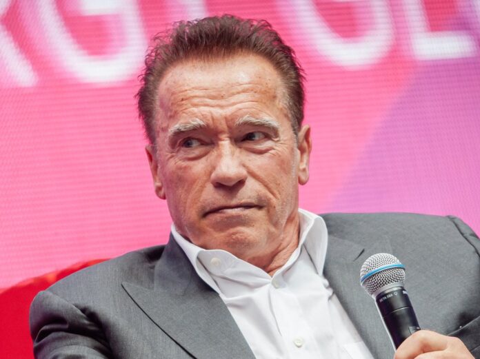 Arnold Schwarzenegger fand beim Treffen mit Überlebenden des Hamas-Terrors deutliche Worte.