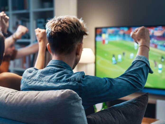 Fussball auf der Couch: Diese Sender zeigen die Spiele der DFB-Elf bei der Heim-EM 2024 im TV.
