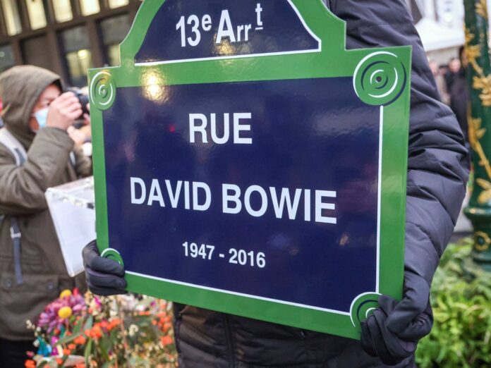 Blick auf die Rue David Bowie.