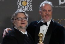Guillermo del Toro (l.) und Mark Gustafson bei den Golden Globes im Januar 2023.