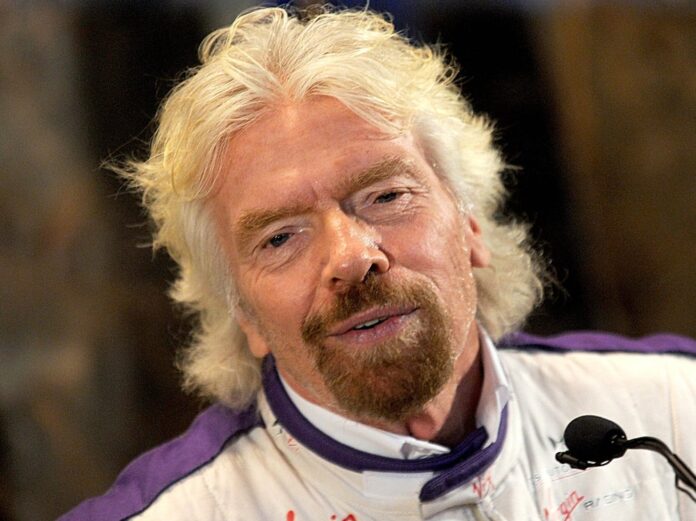 Richard Branson ist erneut mit dem Fahrrad gestürzt.