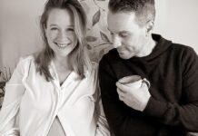 "Alles was zählt"-Star Marc Dumitru und seine Ehefrau Kristina werden Eltern.