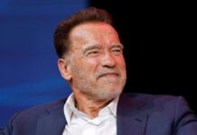 Arnold Schwarzenegger ist nun "ein bisschen mehr Maschine".