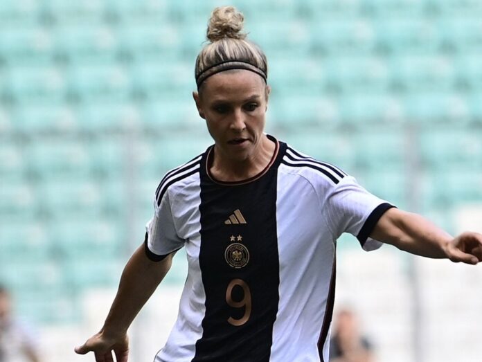 DFB-Star Svenja Huth tritt aus der Nationalmannschaft zurück.
