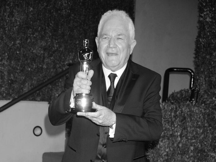 David Seidler mit seinem Oscar.