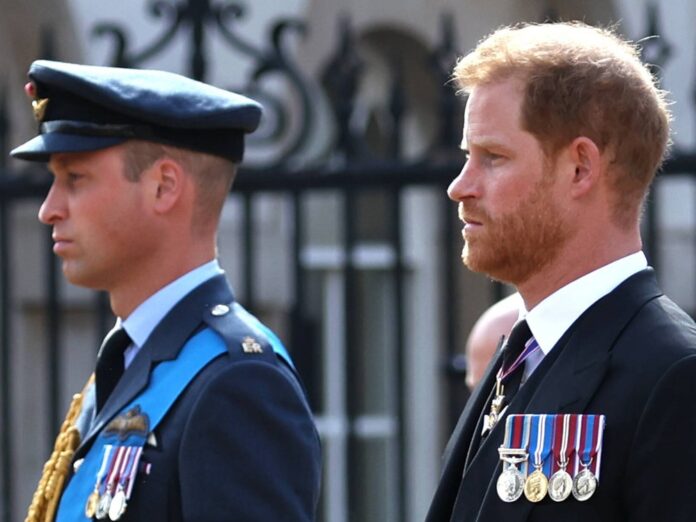 Prinz William und Prinz Harry haben sich in den letzten Jahren voneinander entfernt: Steht jetzt eine Versöhnung der Brüder im Raum?