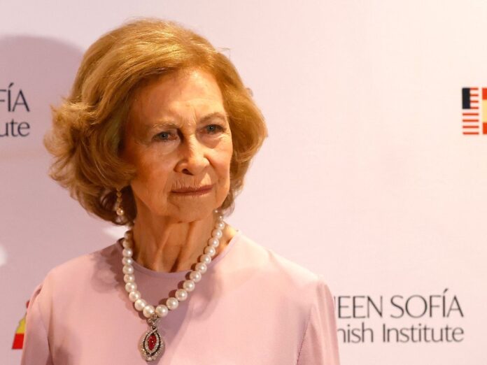 Spaniens ehemalige Königin Sofía ist im Krankenhaus.